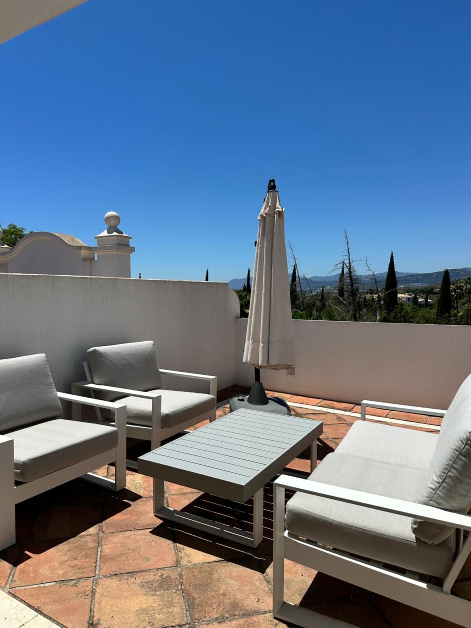 Apartment Duplex-penthouse With Stunning Panoramic View *