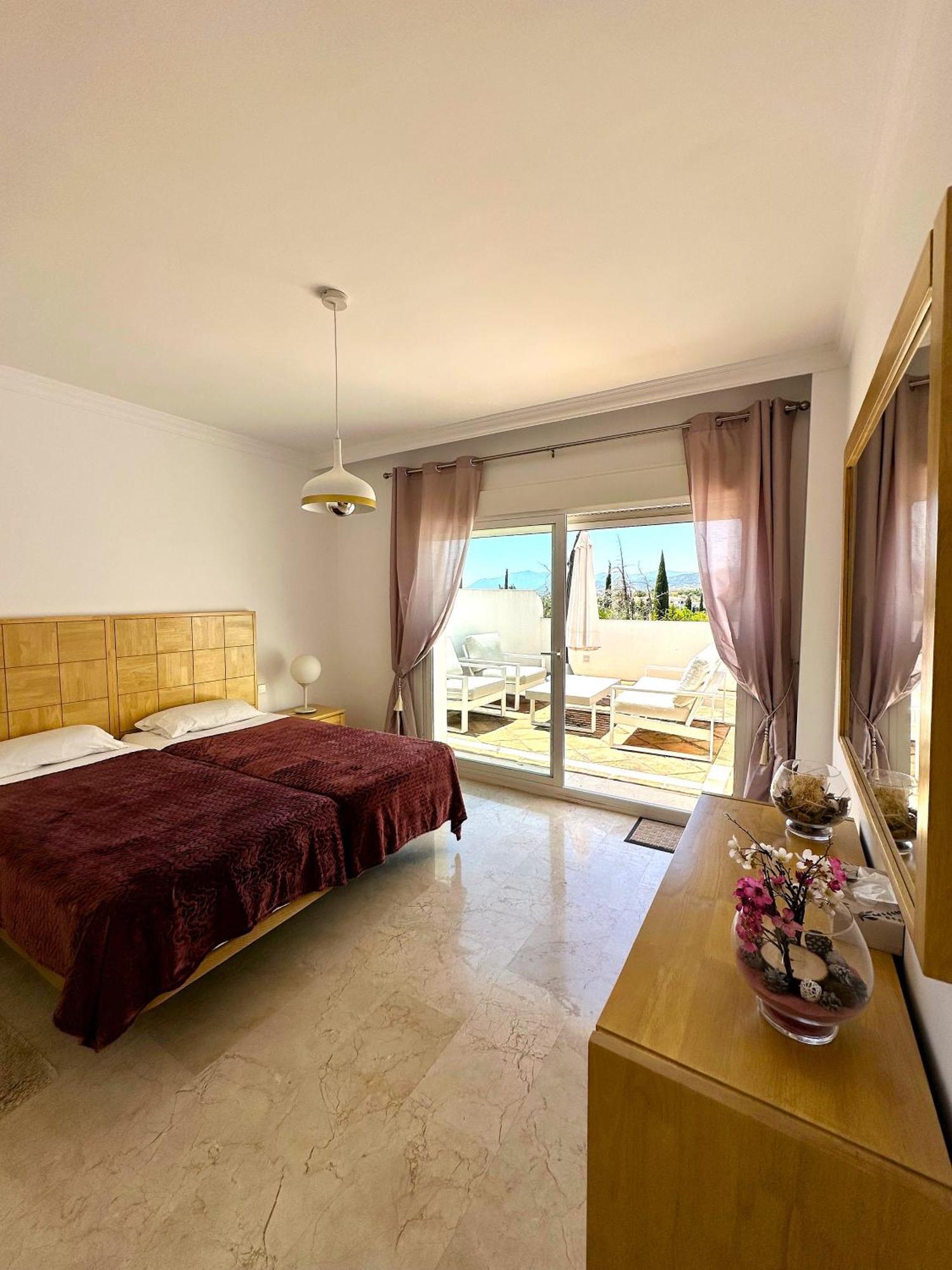 Apartment Duplex-penthouse With Stunning Panoramic View *
