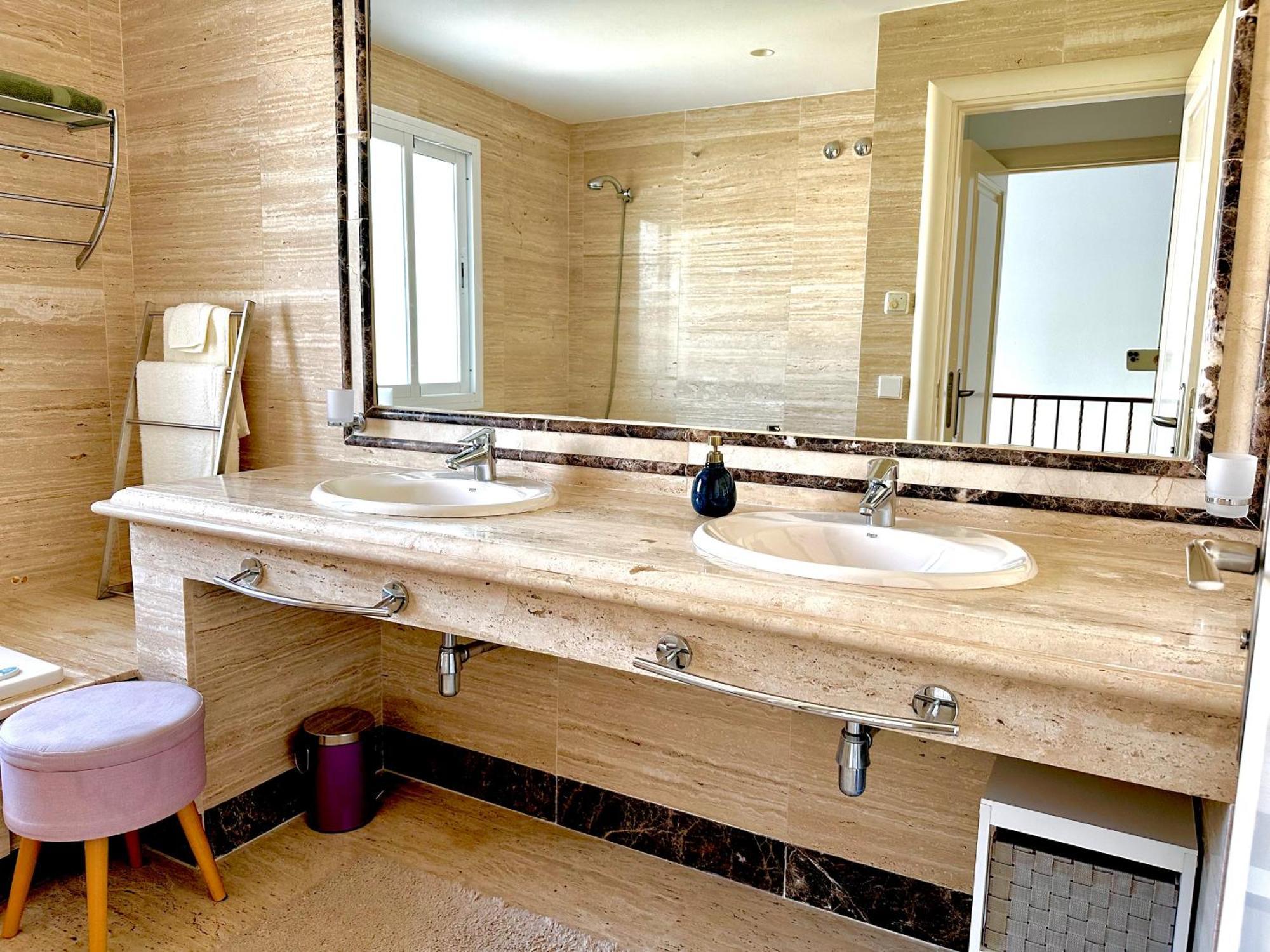 Duplex-penthouse With Stunning Panoramic View