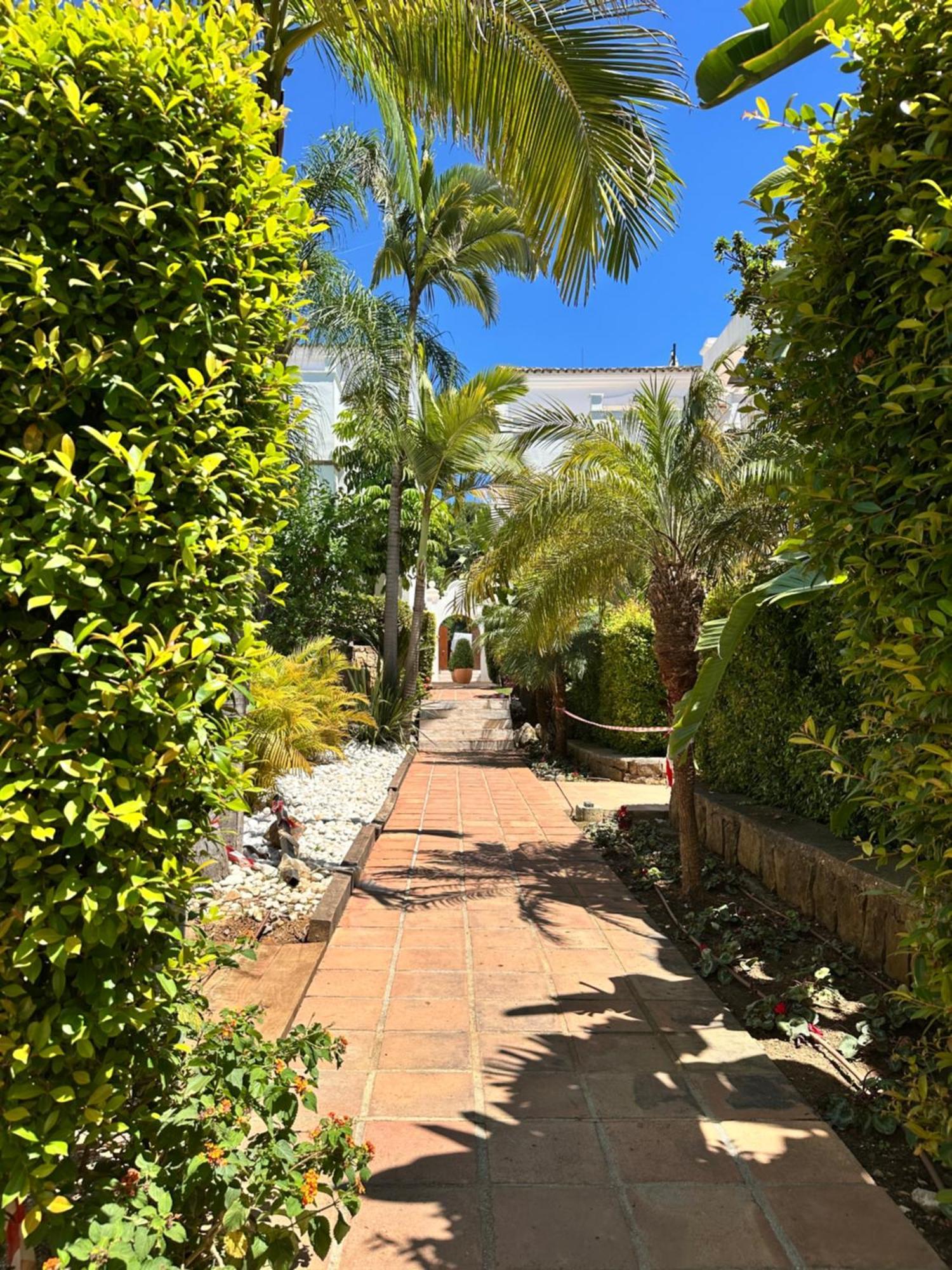 Duplex-penthouse With Stunning Panoramic View Apartment *